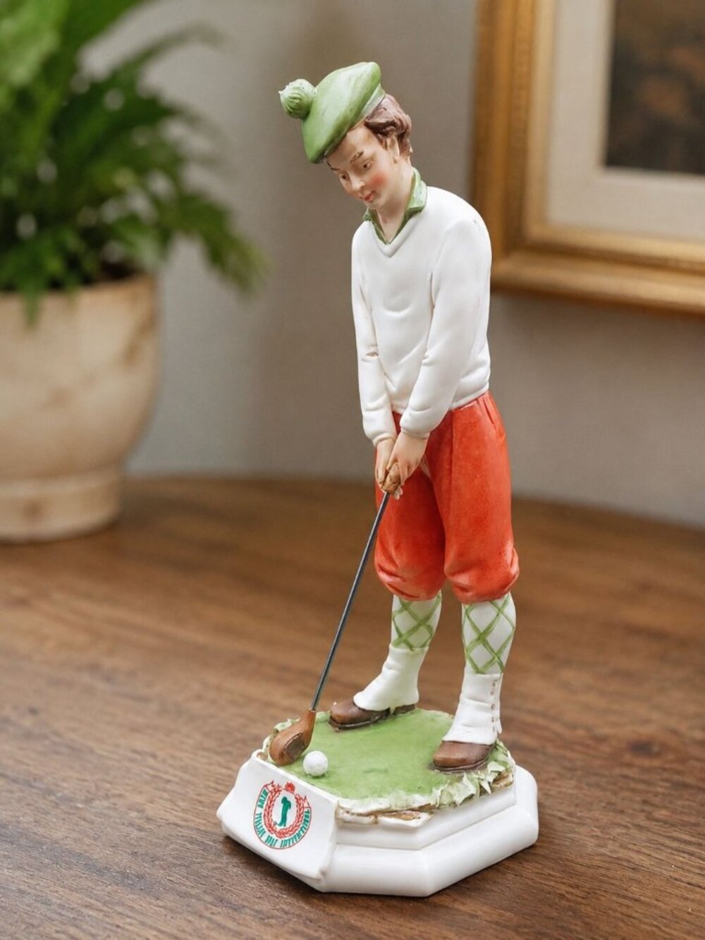 G. Pezzato Capodimonte Golfer Sculpture Reno Italian Golf Invitational Figurine
